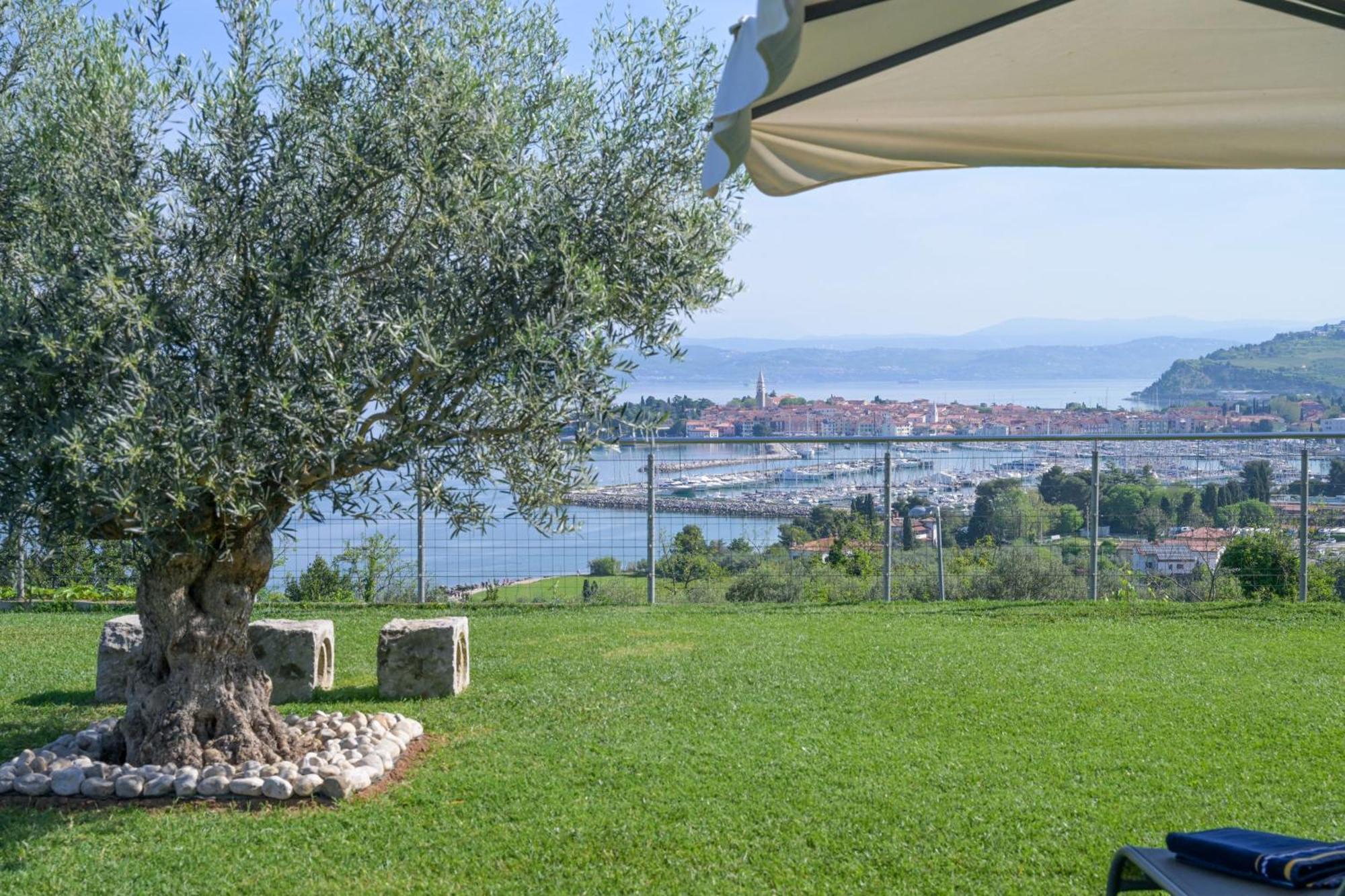 Apartma Bellavista Izola Bagian luar foto