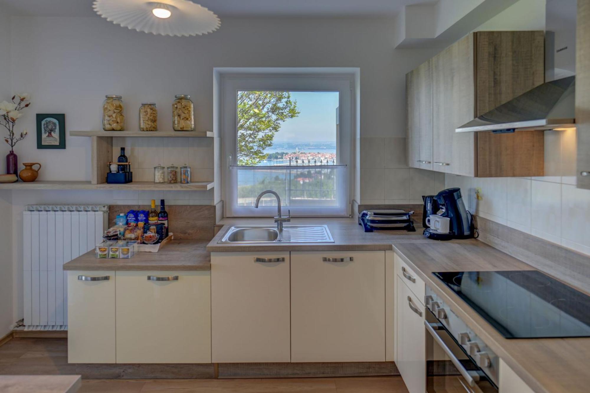 Apartma Bellavista Izola Bagian luar foto
